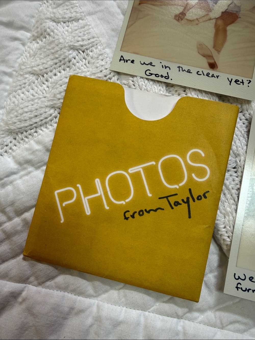 Taylor Swift Polaroid Photos from her 1989 CD #53 - 65 - Picture 4 of 7